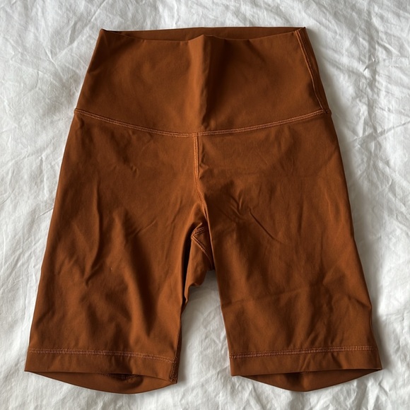 Everlane Perform Bike Short in Copper - Picture 3 of 4
